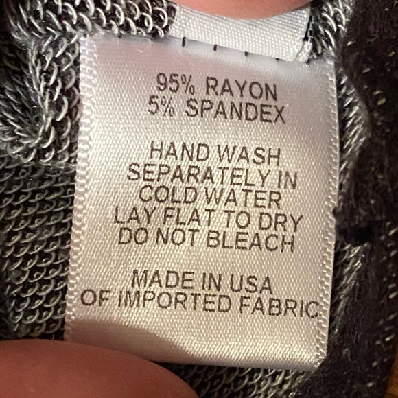 ⭐️HP⭐️💖Rock Candy Sweatshirt - Picture 6 of 6